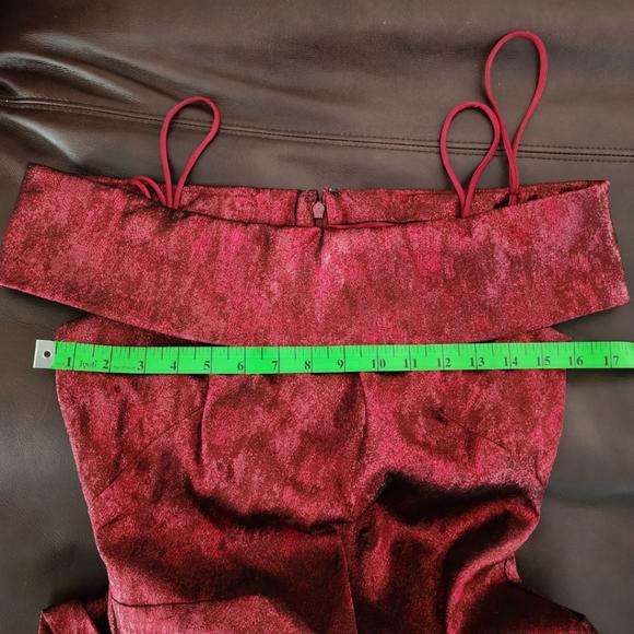 Theia Gown | Wine Red | Sz 4 | Great condition |  Evening, Wedding, Formal, Gala - Picture 4 of 13